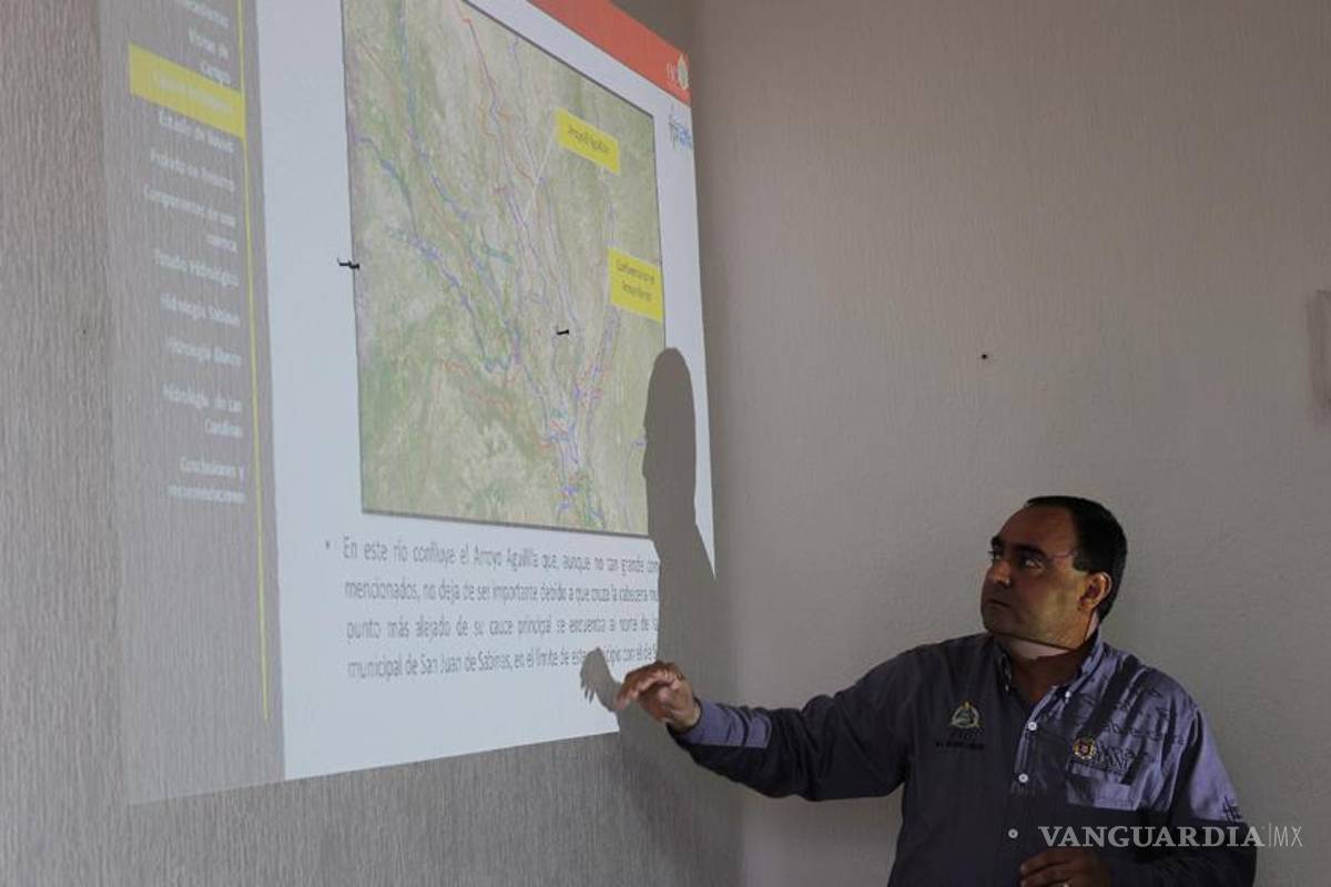 Entrega UANL estudio hidrológico que busca evitar inundaciones en Sabinas