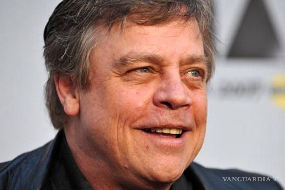 Mark Hamill se divierte en Twitter
