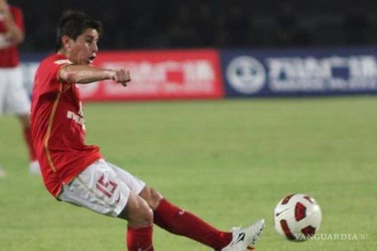 Portero tomaba agua, le anotan gol