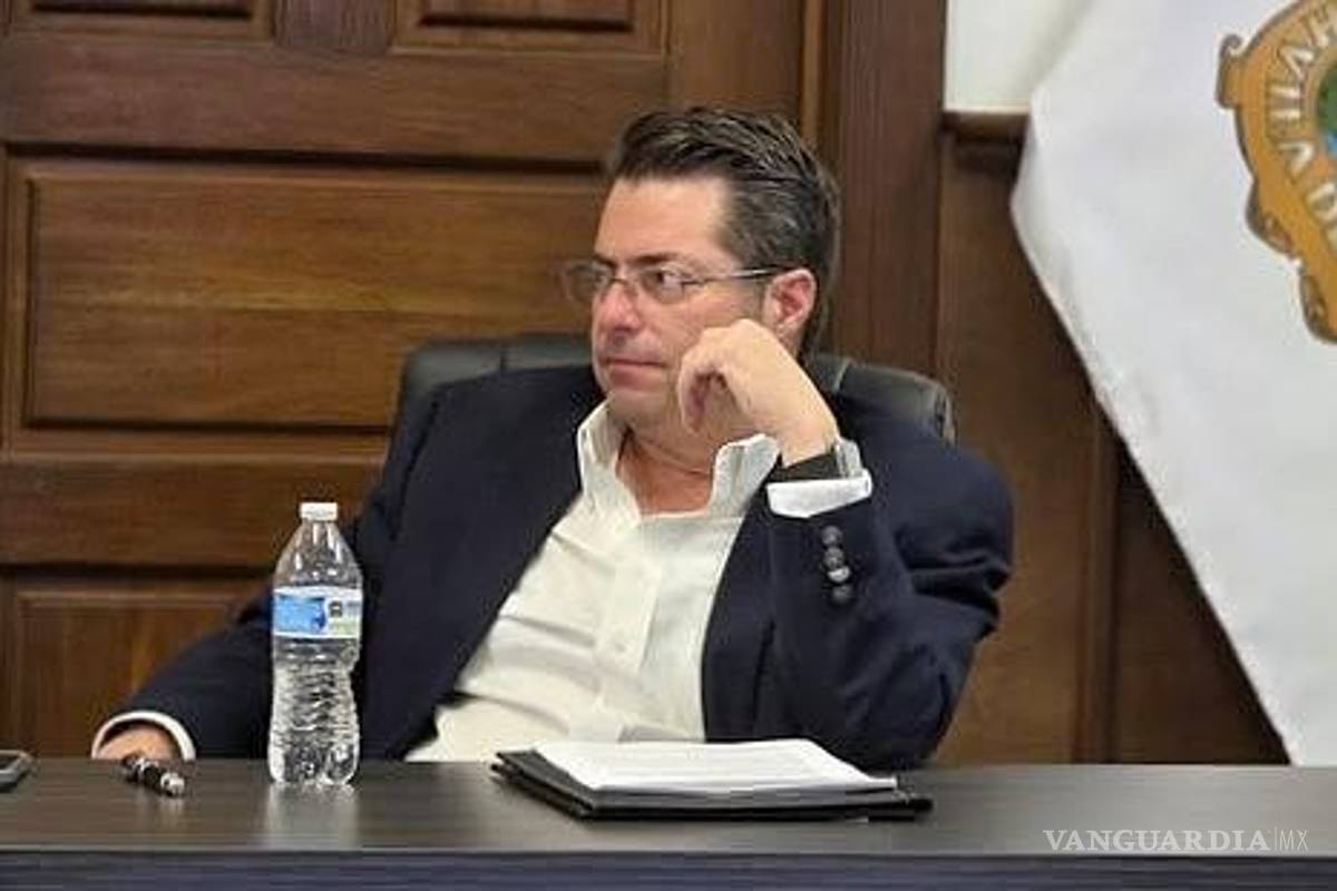 La inteligencia artificial no destruirá al trabajador, afirma Enrique Martínez y Morales, titular de la SIDS-Coahuila