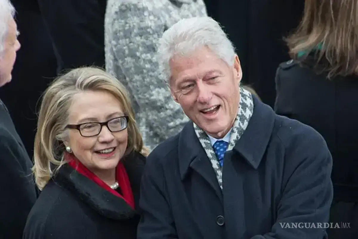 Citan a declarar a Bill y Hillary Clinton en Congreso EU por el caso Epstein