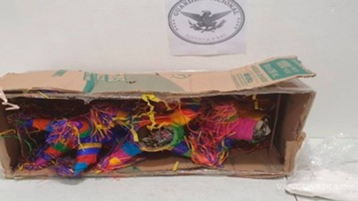 Incautan piñatas con droga en paquetería de CDMX