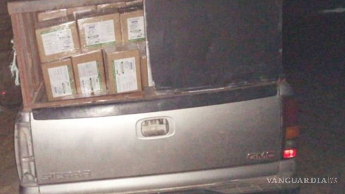 Encuentran camioneta abandonada en Sonora con 600kg de droga
