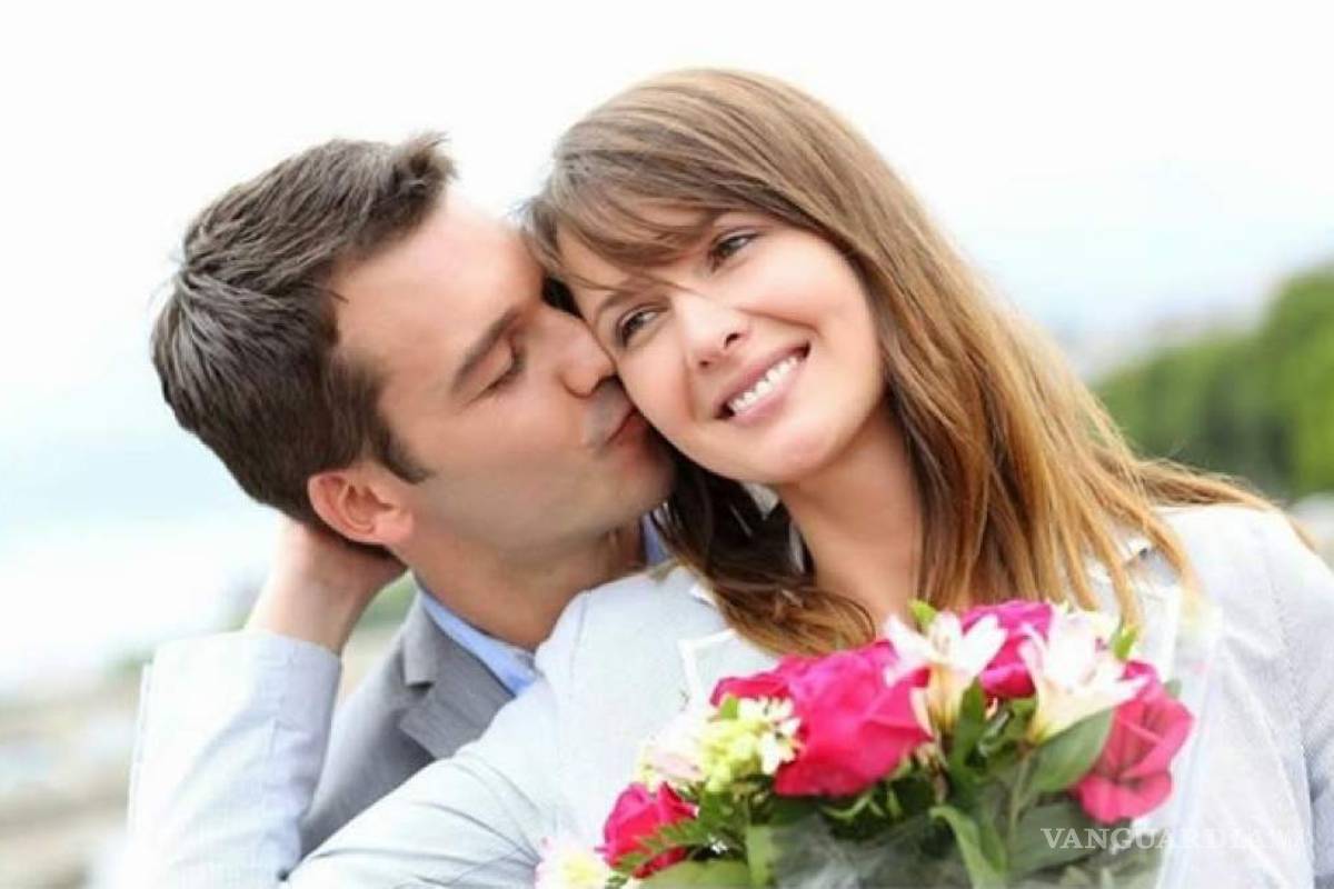 7 maneras de mantener a un hombre interesado