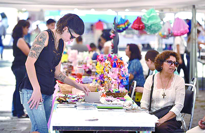 Realiza Municipio de Saltillo Feria de la Mujer Emprendedora