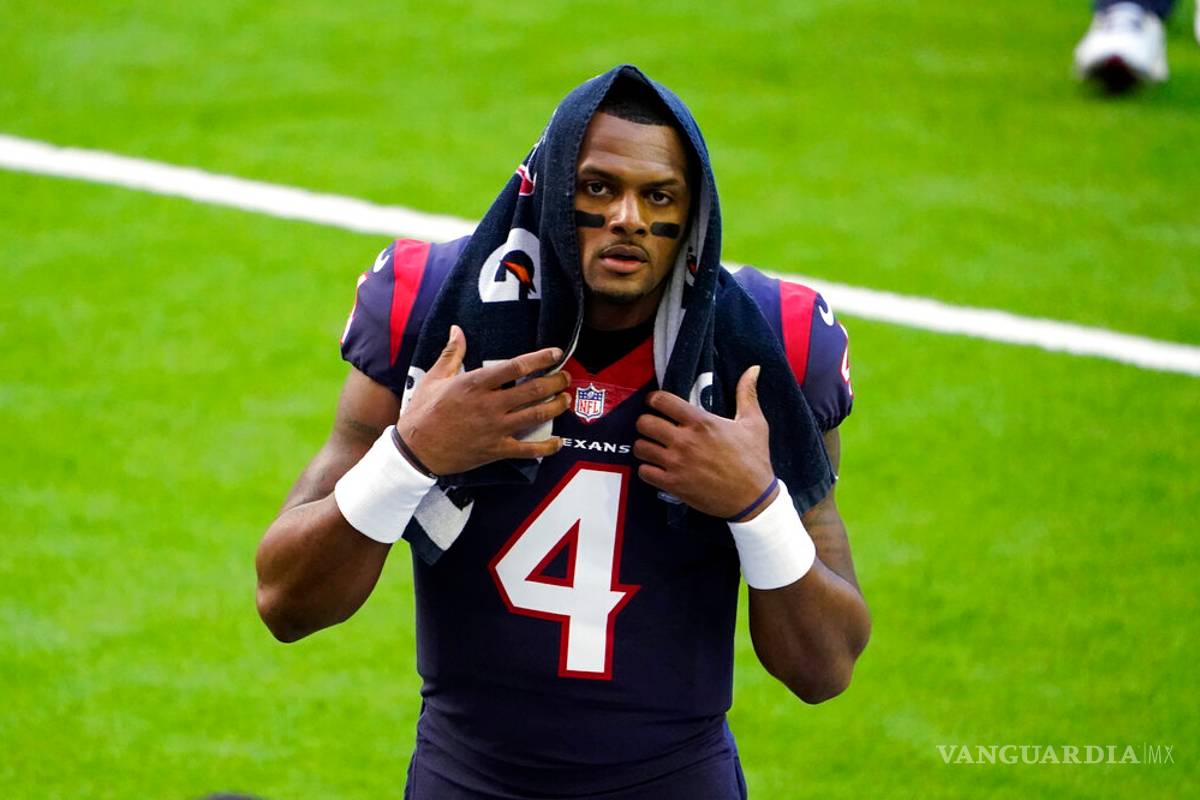 Nike suspende patrocinio de Deshaun Watson por acusaciones de agresión sexual