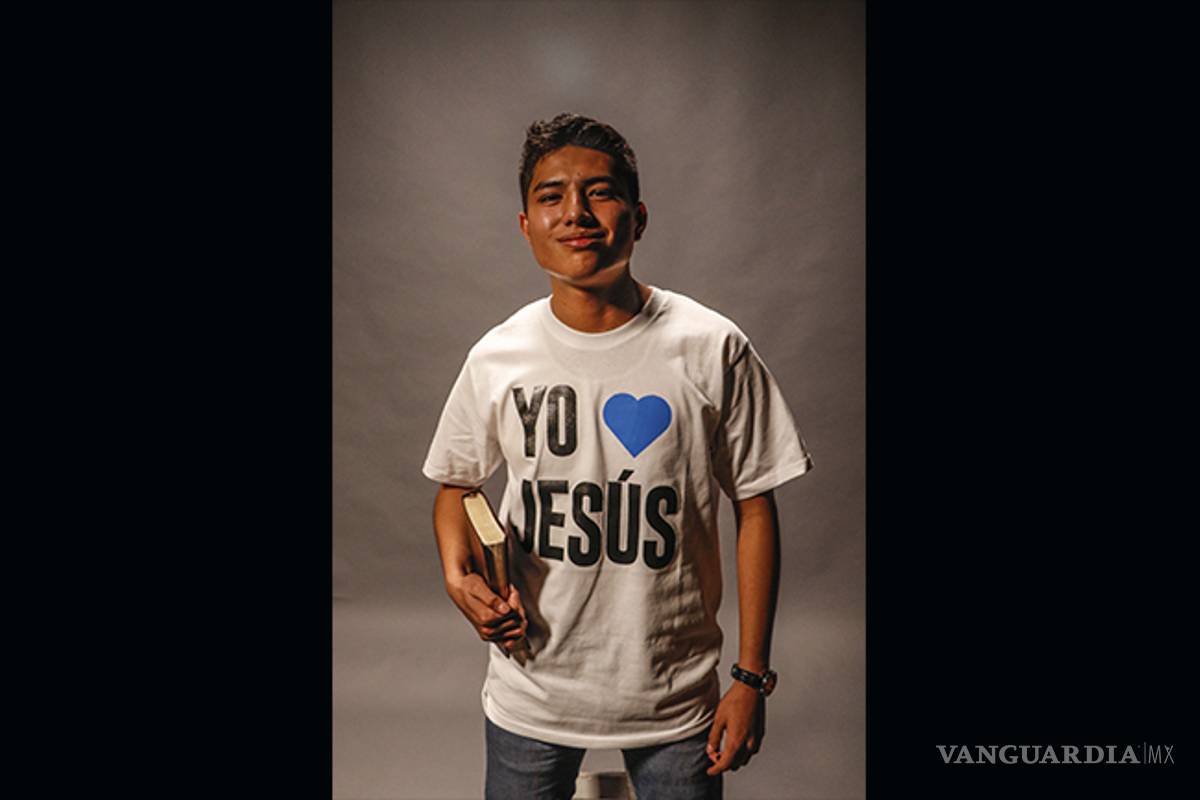 Tiene 16 años, vive en Saltillo y rescató a un suicida a punto de saltar de un puente: Esta es su historia (video)