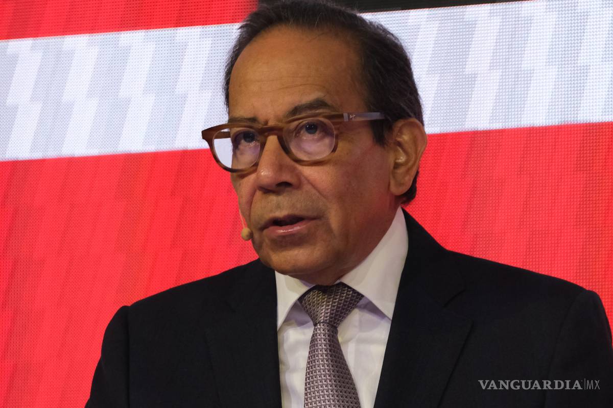 Coincide CCE con Slim: hay que invertir más en infraestructura