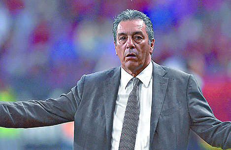 Tomás Boy dijo que es normal que la afición no lo quiera