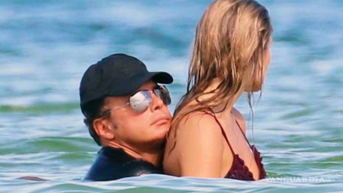 $!Captan a Luis Miguel "teniendo sexo" en la playa