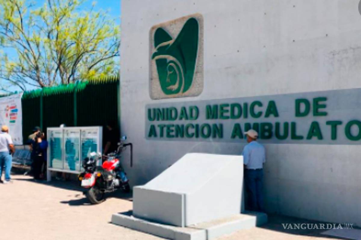 Denuncian pacientes con cáncer malos tratos en clínica del IMSS de Saltillo