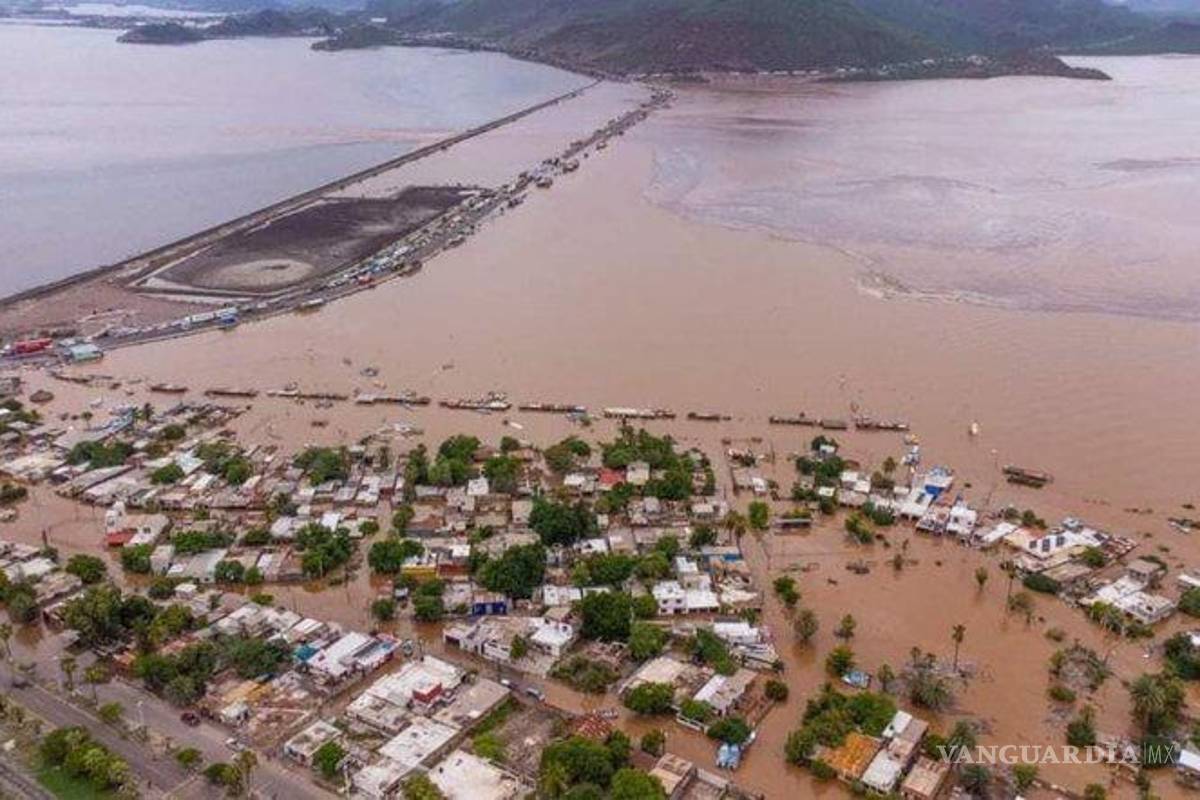 Inundaciones en Sonora causan cierre de carreteras y caos