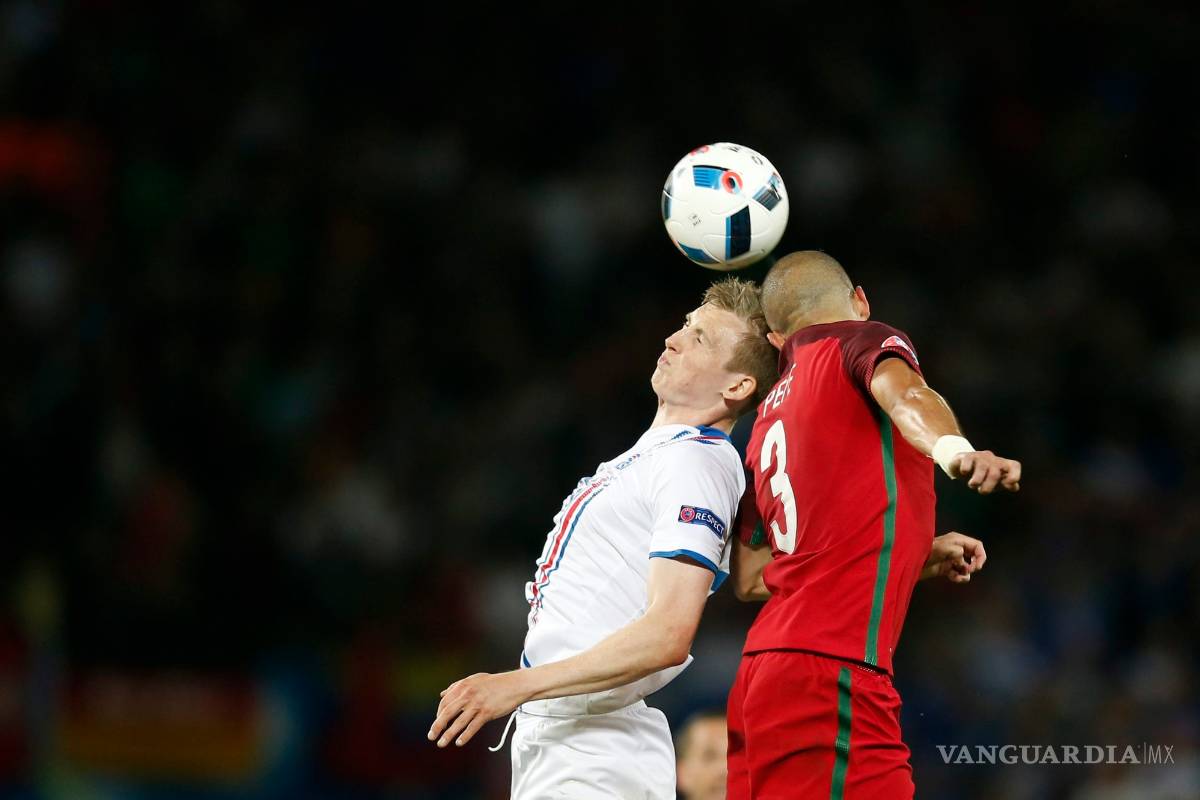 Islandia logra un empate histórico contra Portugal 1-1
