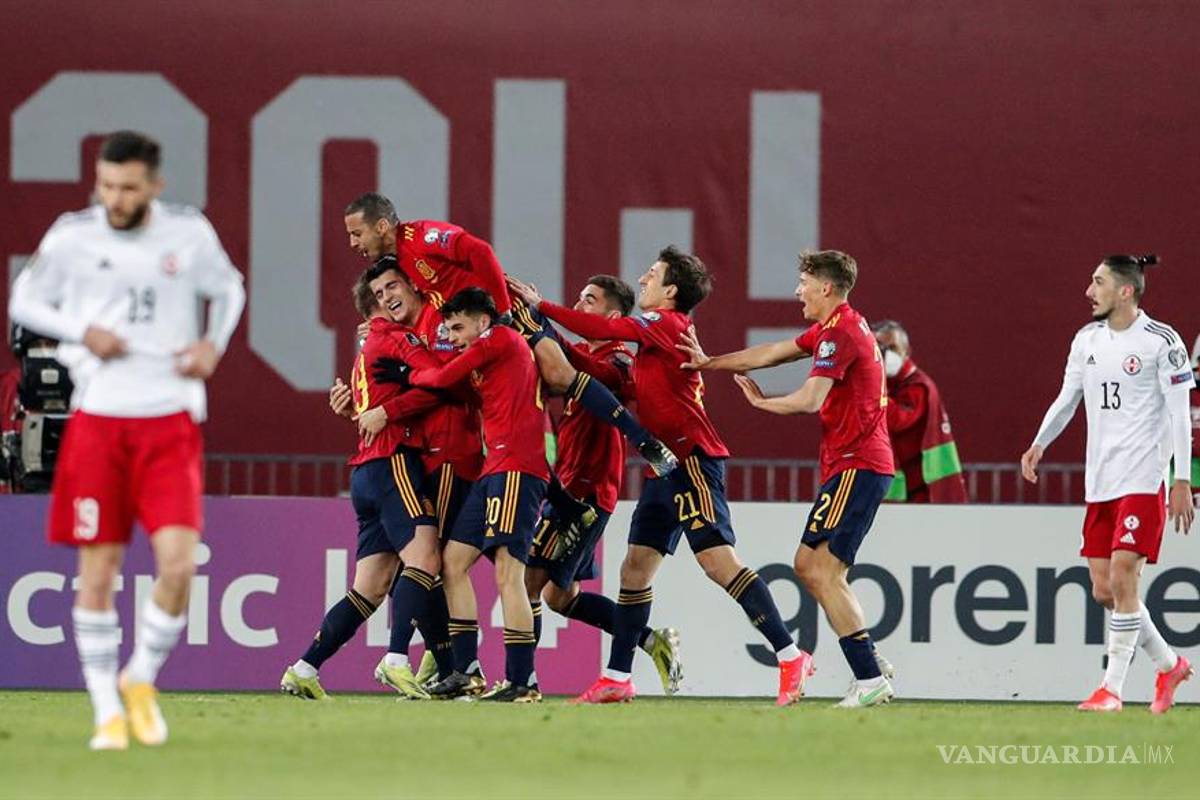 España sufre de más para vencer a Georgia