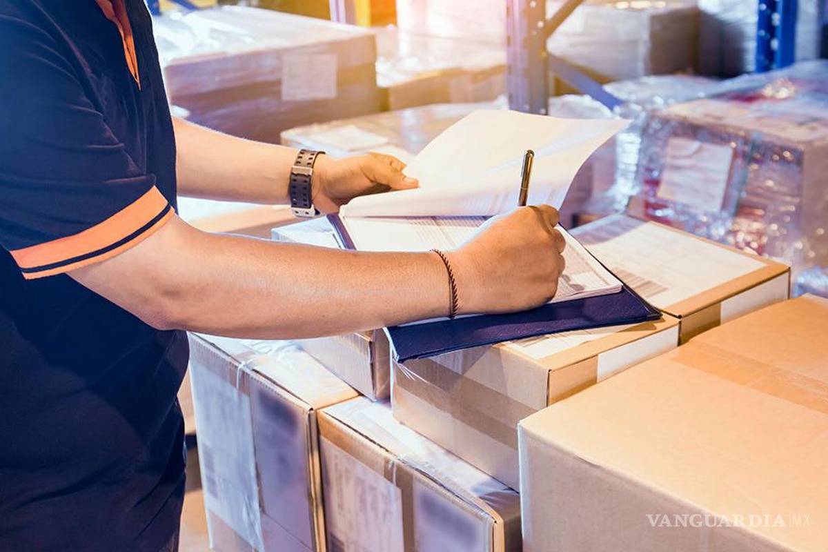 Alza arancelaria causa desplome de 95% en el flujo de mercancías mexicanas hacia Estados Unidos