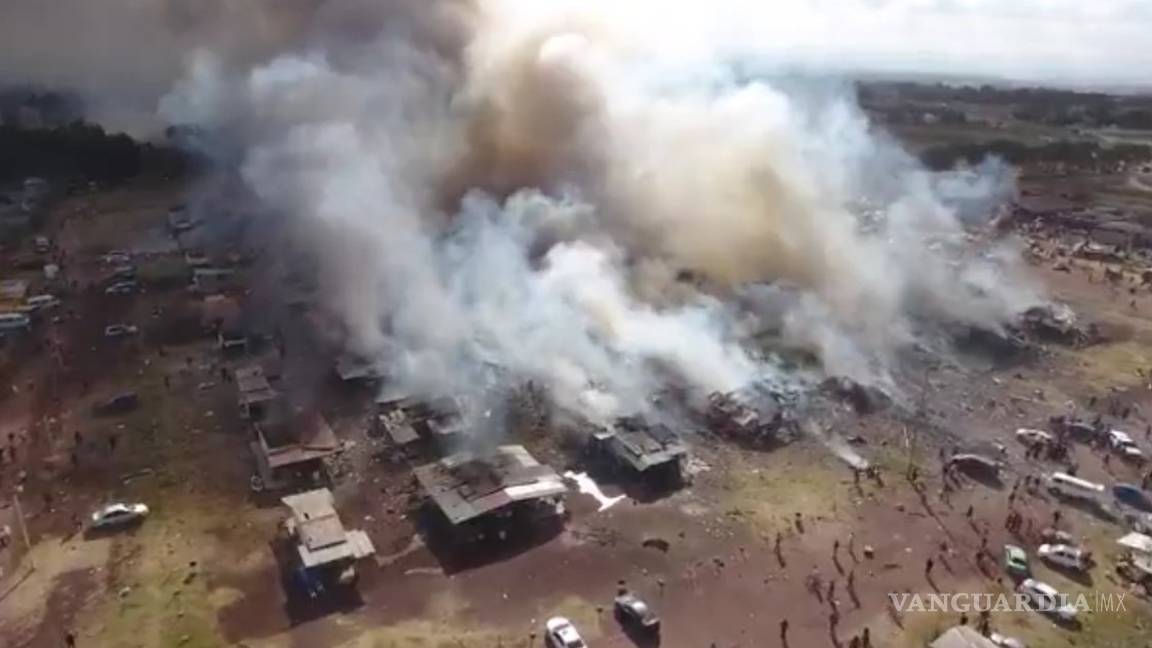 $!Aumenta a 29 la cifra de muertos tras explosión en mercado de Tultepec; hay 72 heridos