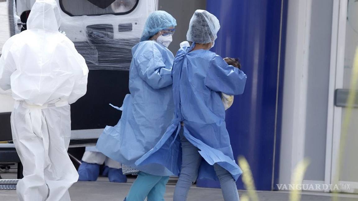 $!'Estamos desprotegidos': Personal médico acusa falta de protocolos y equipo ante coronavirus