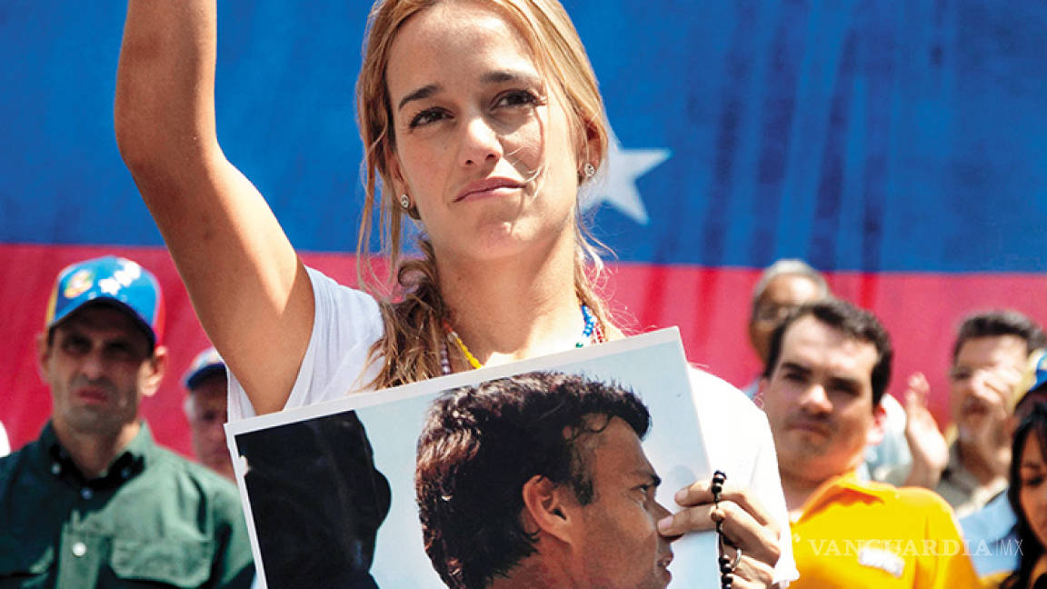 “Leopoldo está bien, pero aislado”, afirma Lilian Tintori