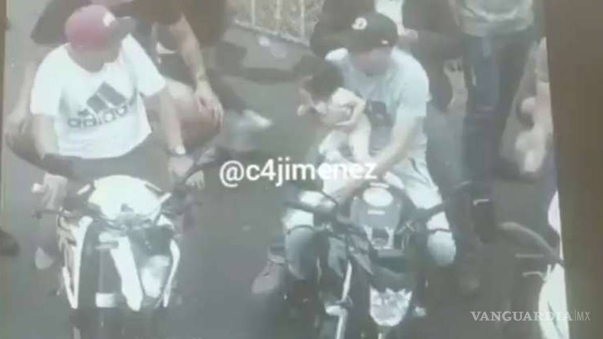 Exhiben a motociclistas paseándose con niños en Coyoacán