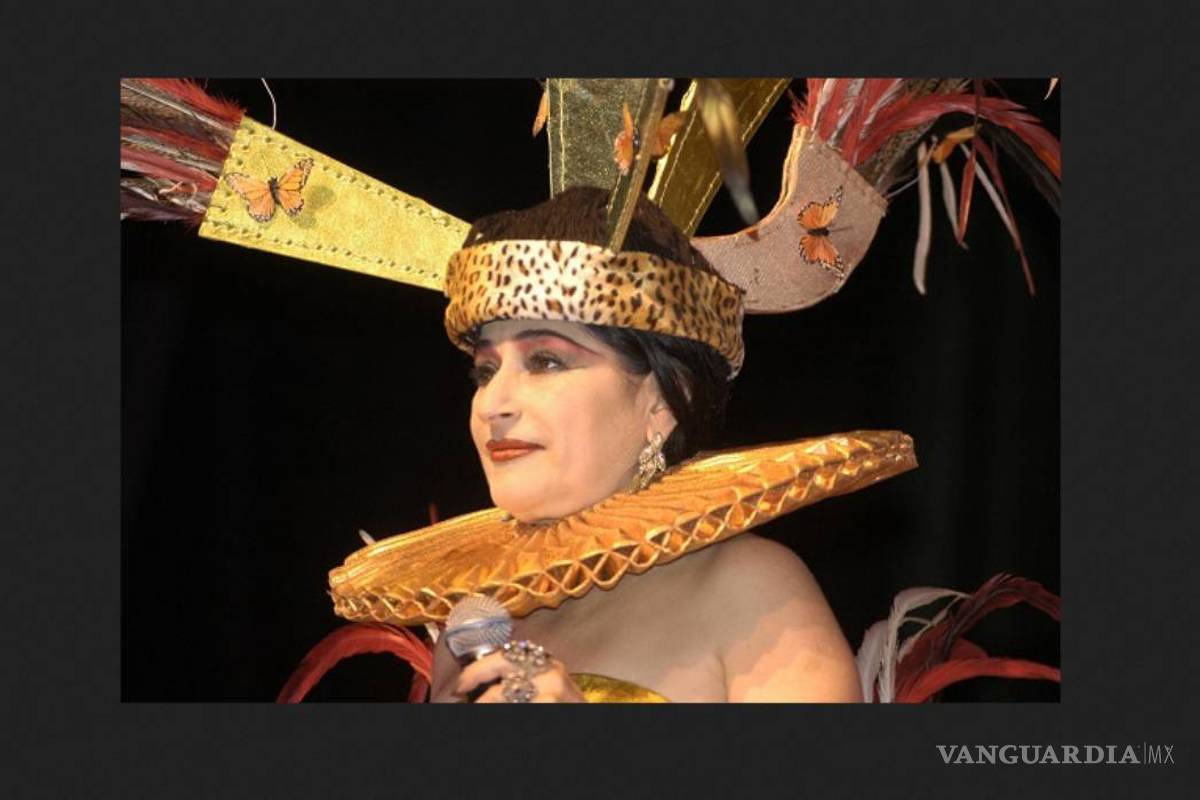 “Mi interés es divertir y provocar”: Astrid Hadad