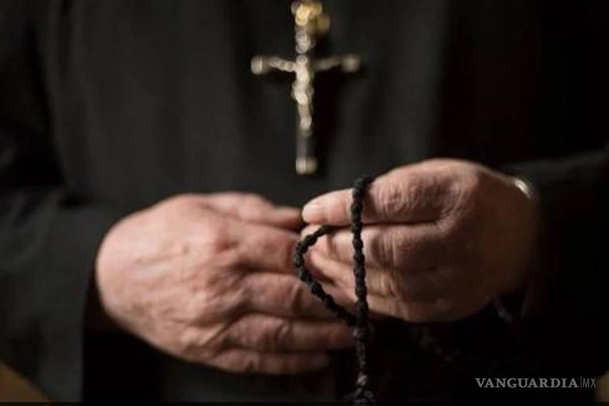 ¡El colmo! Iglesia vende protocolo contra abuso sexual de sacerdotes