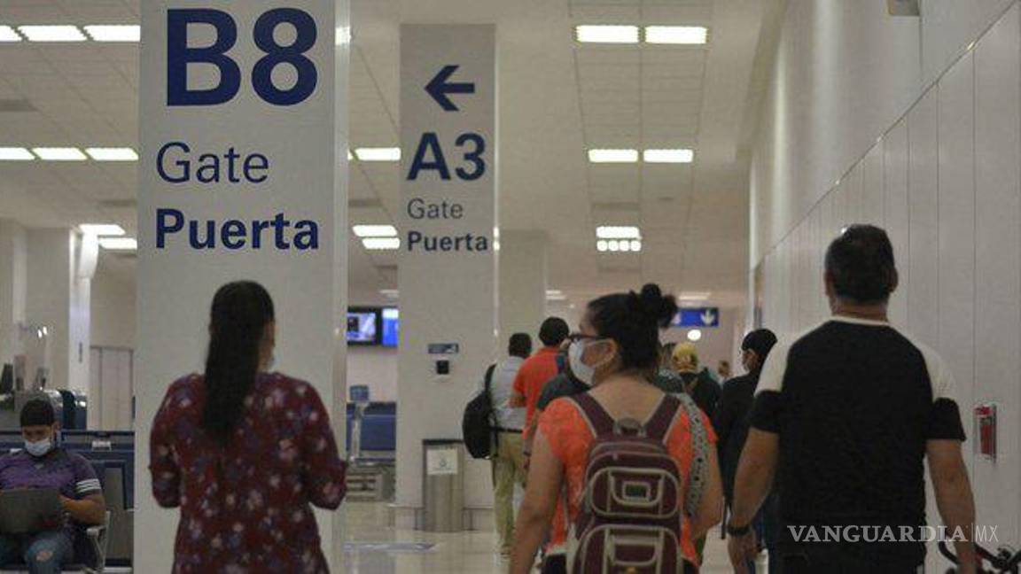 Tras falla reanudan vuelos en EU; pero hay demoras y cancelaciones