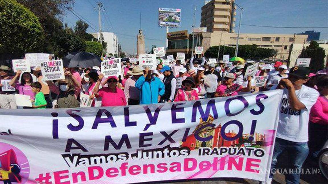 $!“Marcha por nuestra democracia” fue replicada en distintos estados; exigen voto libre y respeto al Poder Judicial