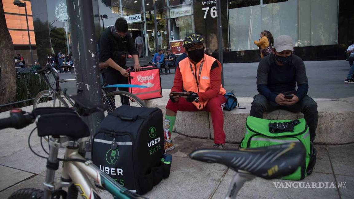 Plantean proyecto para que repartidores de apps tengan seguro social