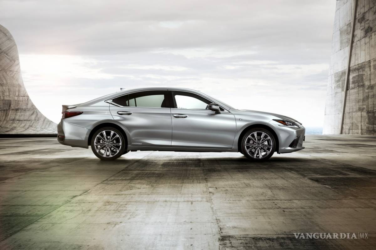 $!El nuevo Lexus ES se presentó en Pekín
