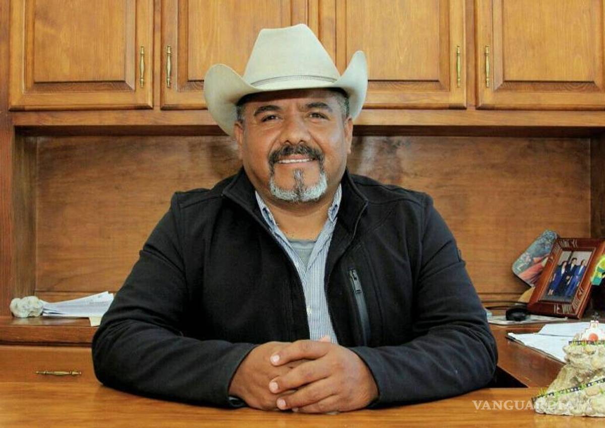 $!Nabor Encinas Macías, director de Fomento Agropecuario en Acuña, aseguró que informarán al gremio ganadero local sobre la falsedad del caso de gusano barrenador.