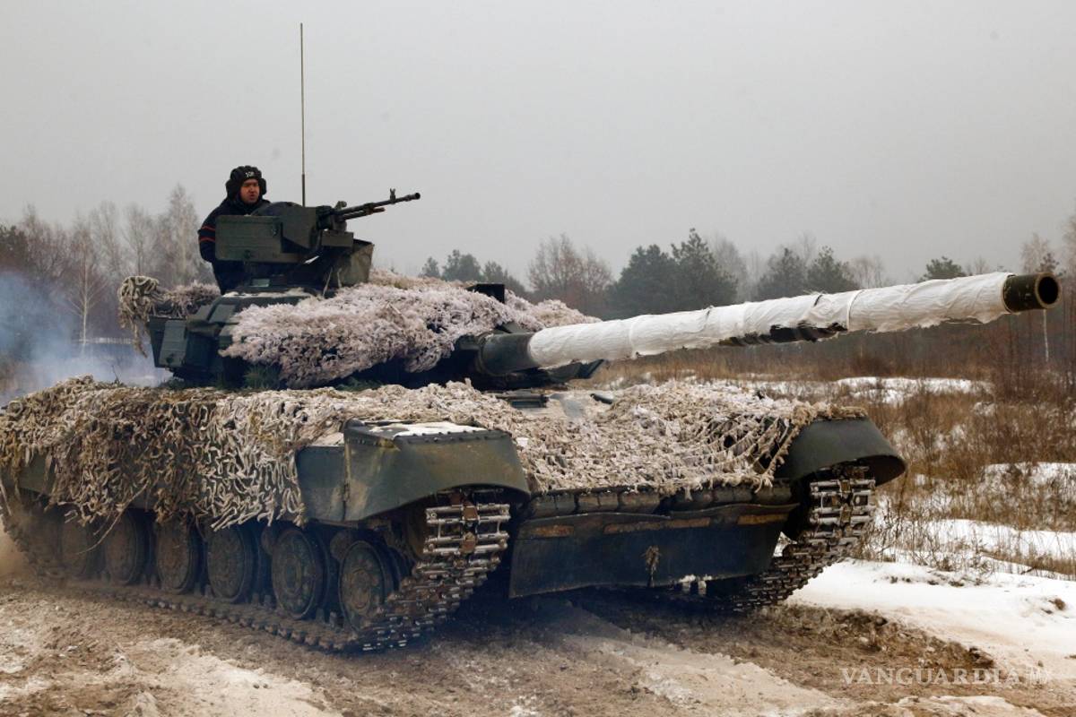 Ucrania convoca a reservistas ante la amenaza de una invasión rusa