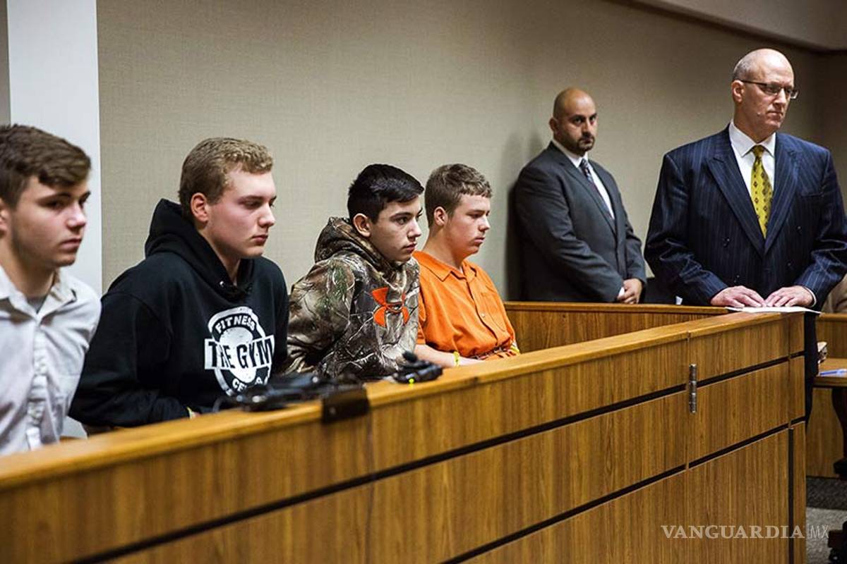 Aventaban piedras a vehículos en autopista y mataron a un hombre