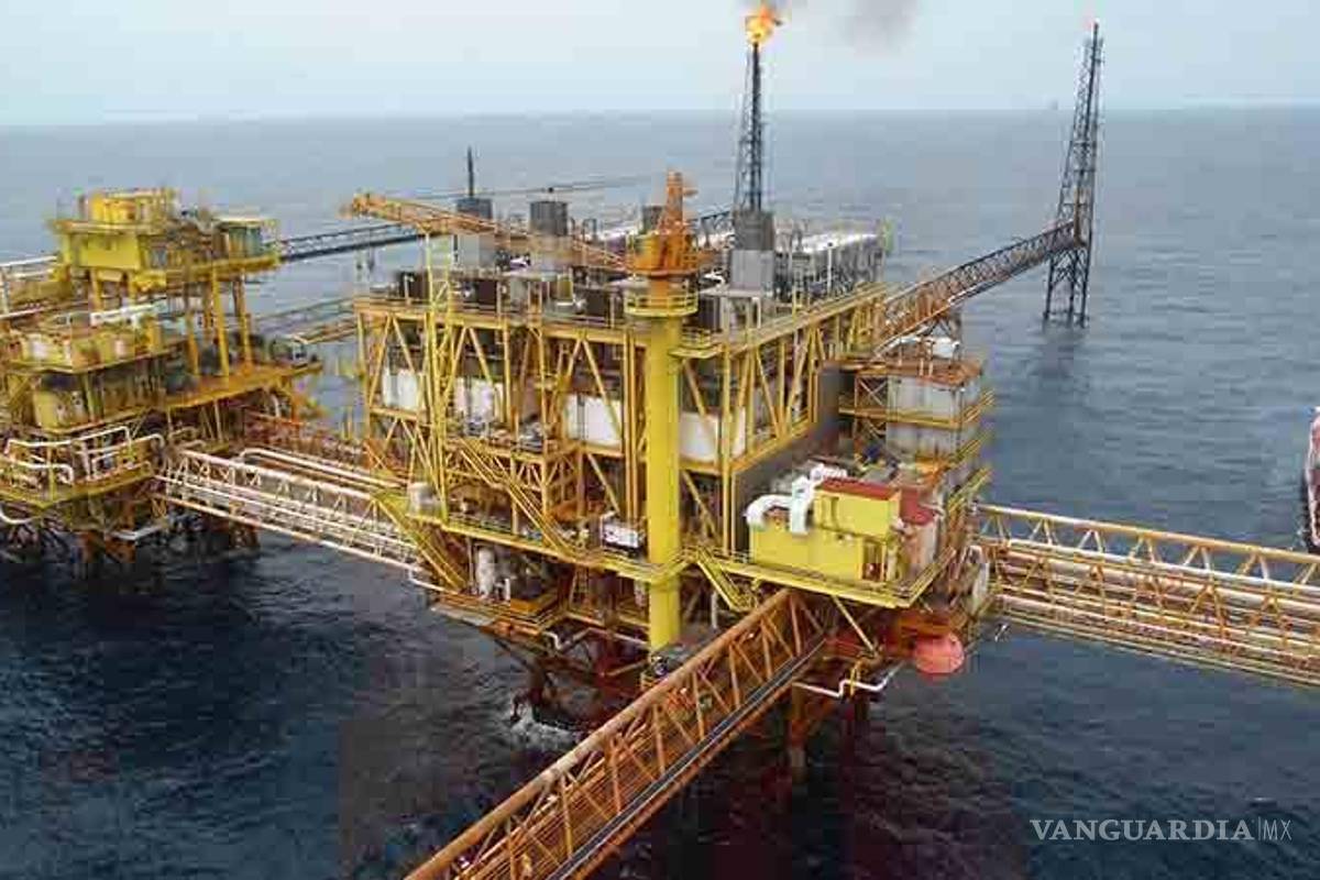 Triplican robos a plataformas de Pemex en 2024