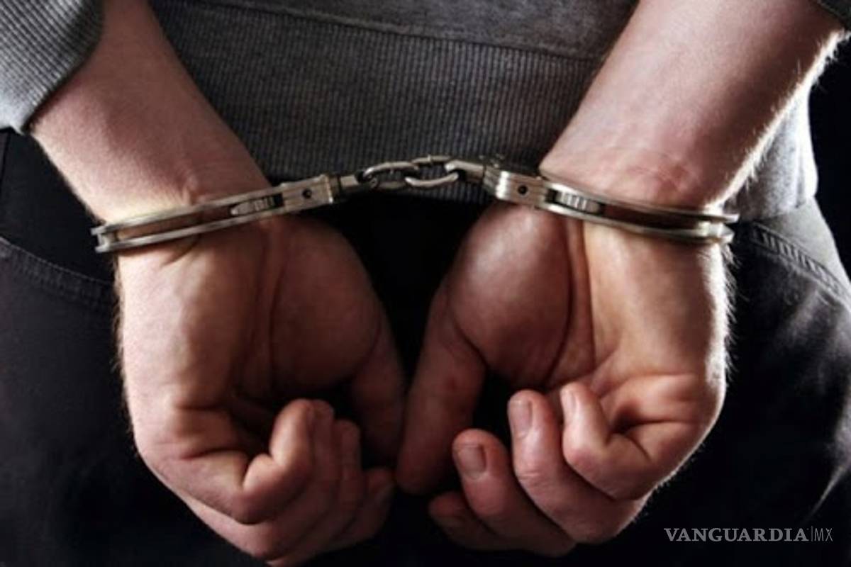 Detienen en el Edomex a cuatro que operaban red de 100 factureras