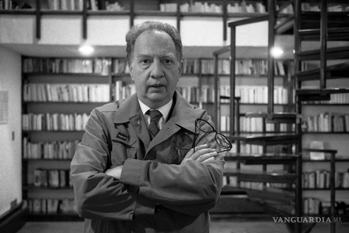 Llora comunidad cultural la muerte de Sergio Pitol