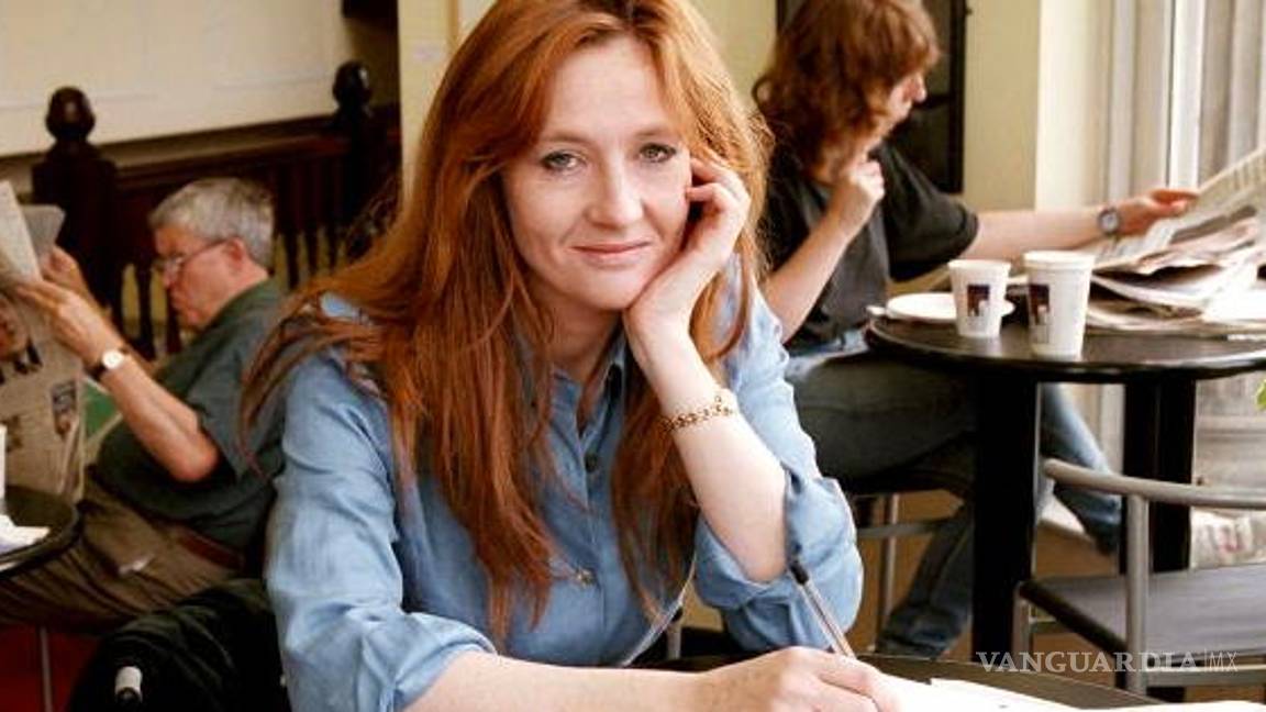 $!Las difíciles condiciones en las que nació "Harry Potter"
