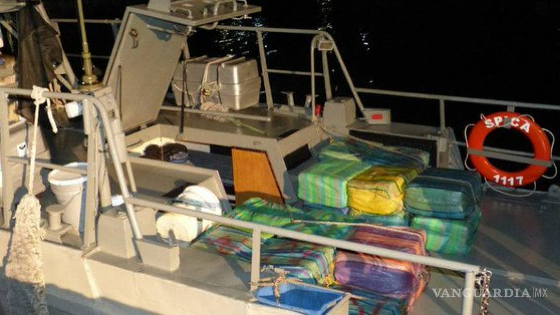 Semar recupera mil 200 kilos de cocaína de embarcación en Chiapas
