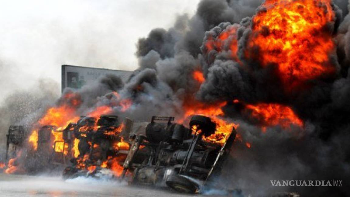 Mueren 50 personas en Nigeria tras explosión de pipa de combustible