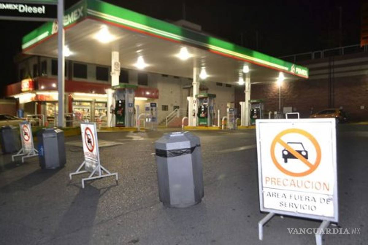 $!Prevalecen los bloqueos contra el 'gasolinazo' en Baja California