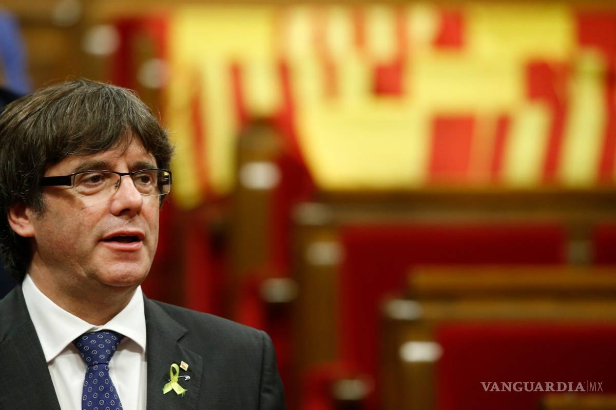 Estudia la justicia belga si entrega a Puigdemont a España