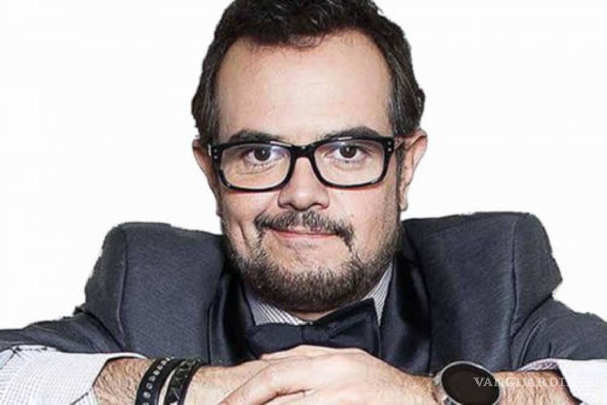 Ante convocatoria de perreo masivo, Aleks Syntek reacciona… relajado, relajado, relajado