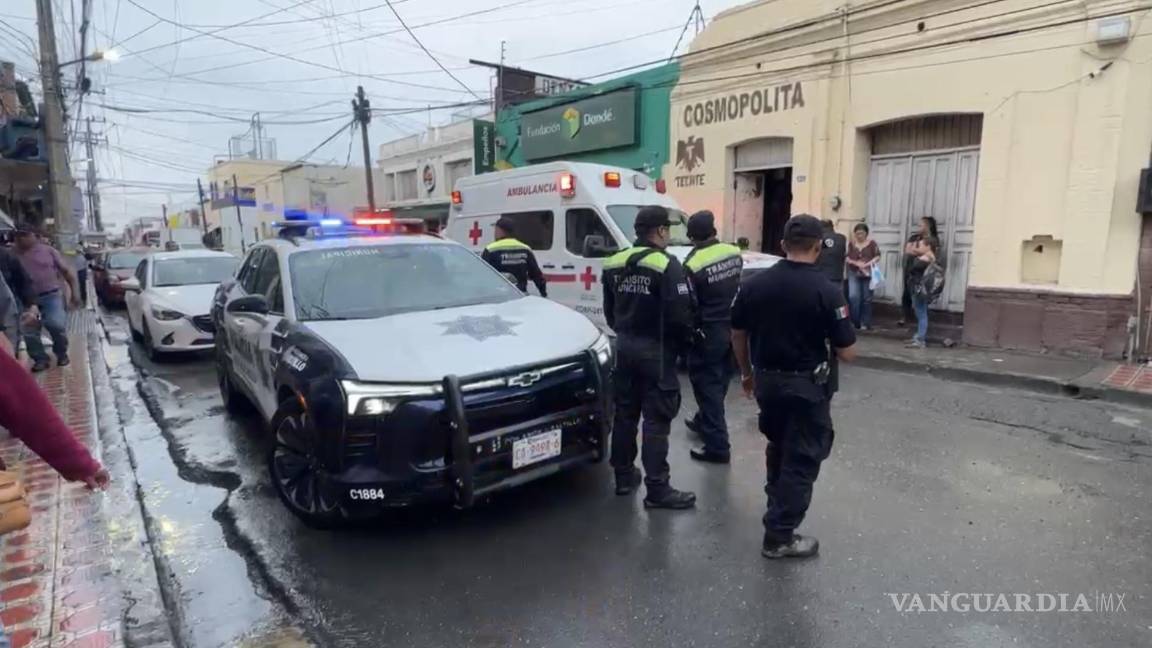 Colapsa techo del bar Cosmopolita en Saltillo y deja dos lesionados