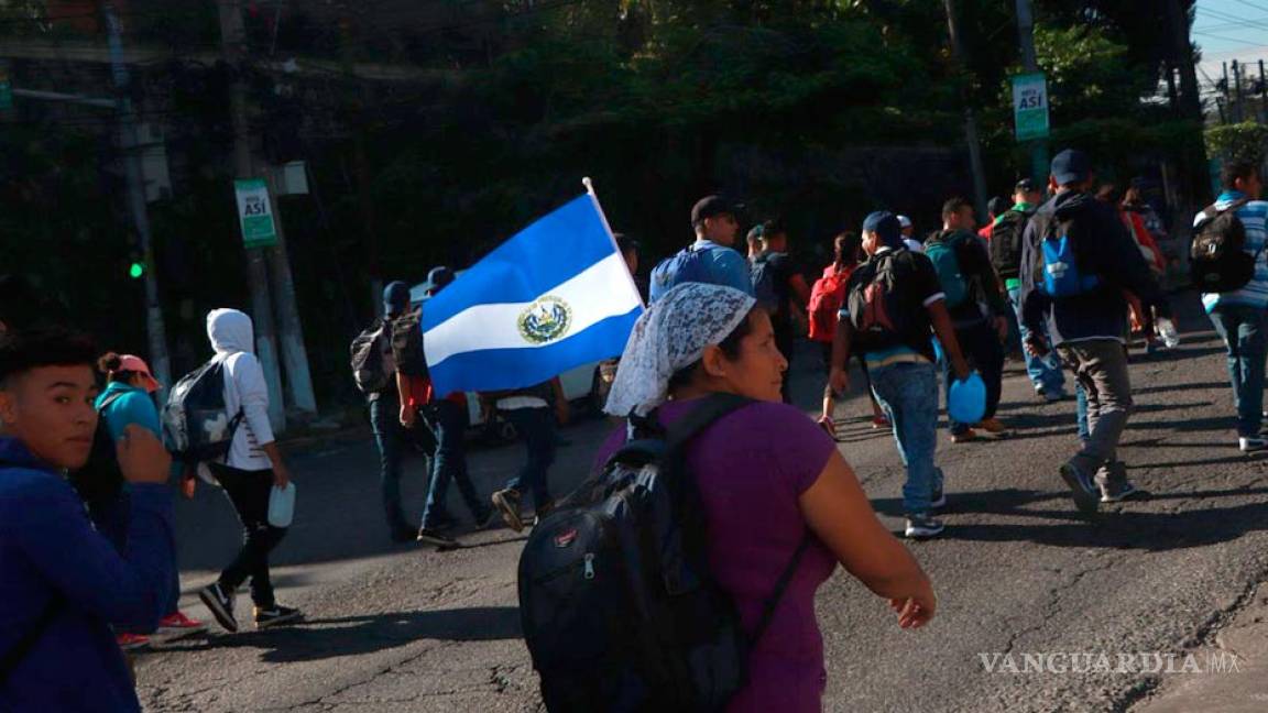 Sale otra caravana migrante de El Salvador a Estados Unidos