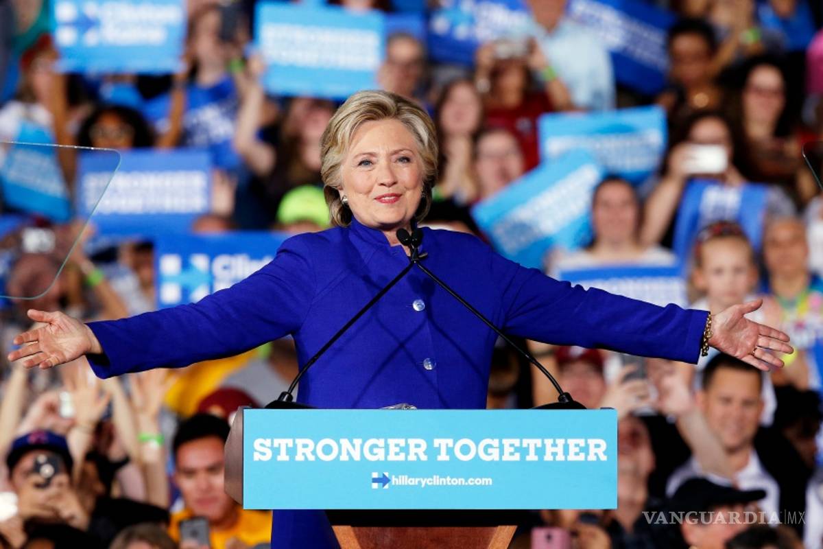 Clinton la primera mujer en la portada de un medio ultraortodoxo israelí