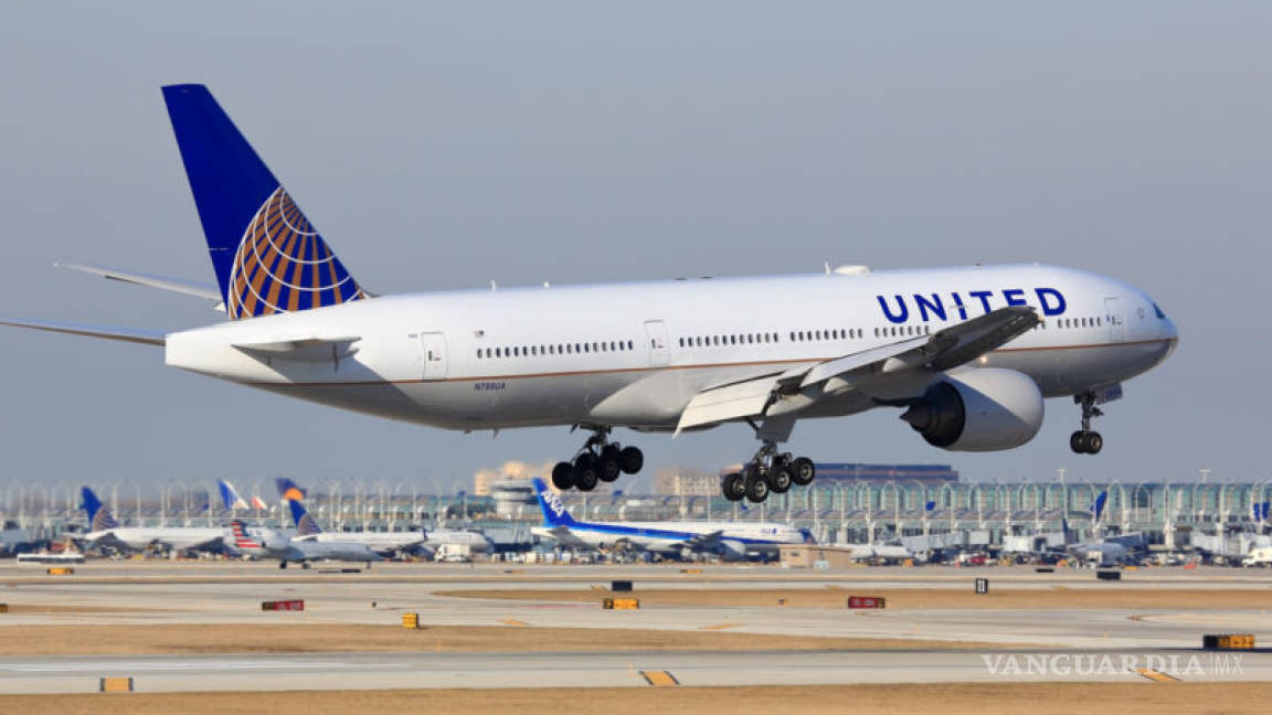 EU ya investiga a United Airlines tras echar por la fuerza a un pasajero
