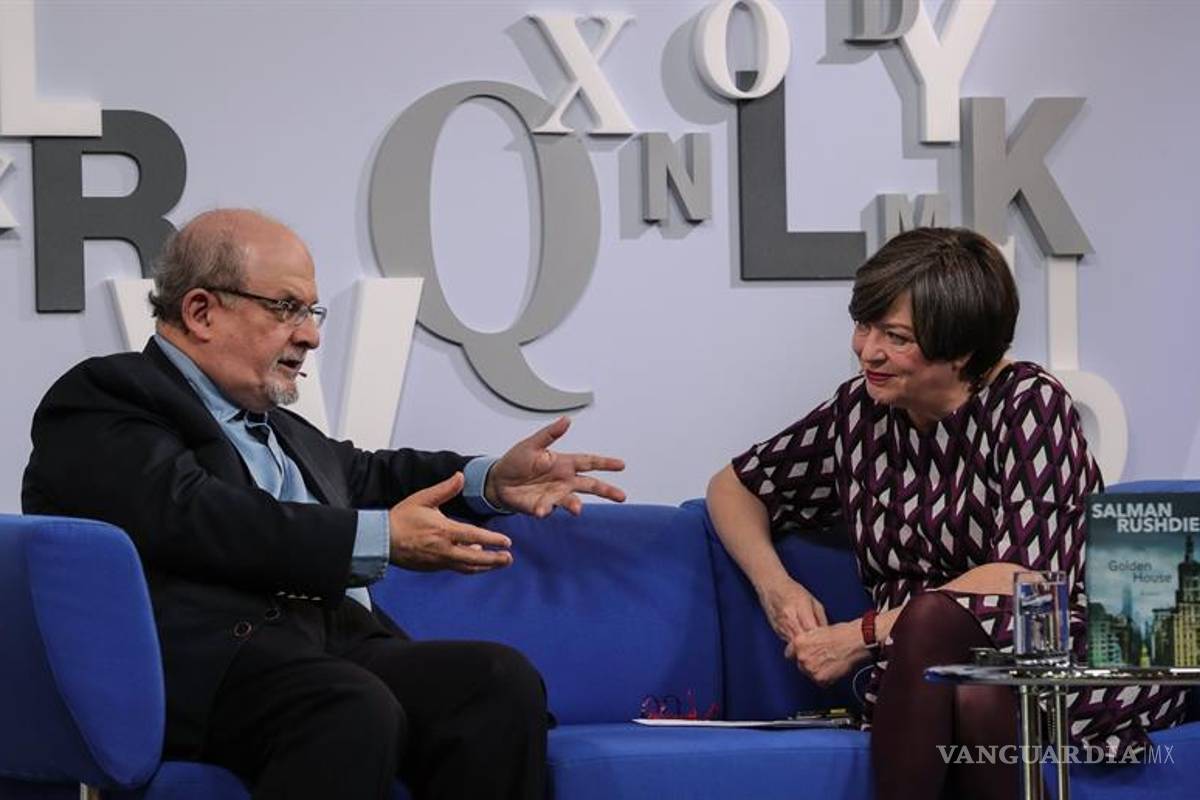 $!Afirma Salman Rushdie que no piensa que Trump "sea interesante como persona”