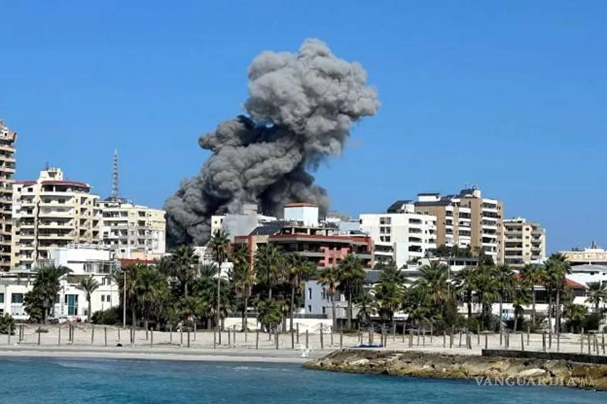 Israel ataca la ciudad costera libanesa de Tiro tras la evacuación de sus residentes