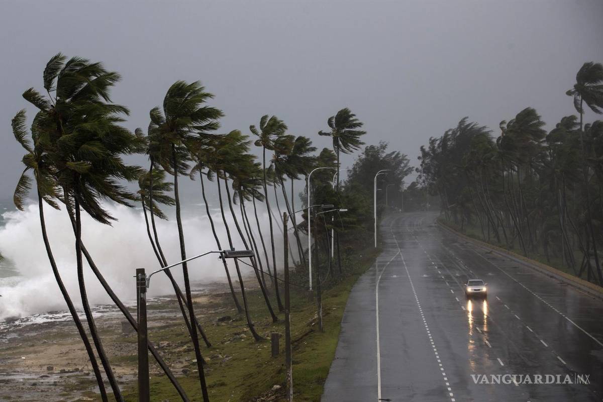 ¿Hará menos calor?... Frente frío y posible ciclón tropical enfriarán a México con fuertes lluvias y granizo en estos estados