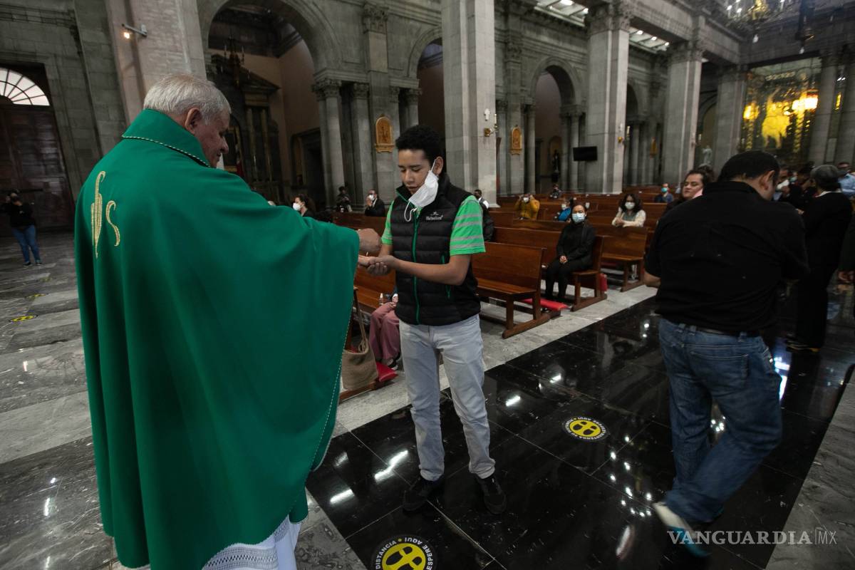 Reabren iglesias del Estado de México