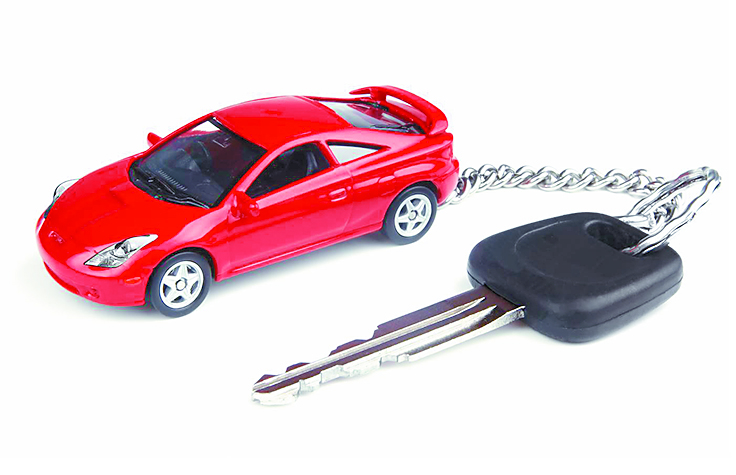 Ventas de autos en EU caen en agosto, se prevén más descensos